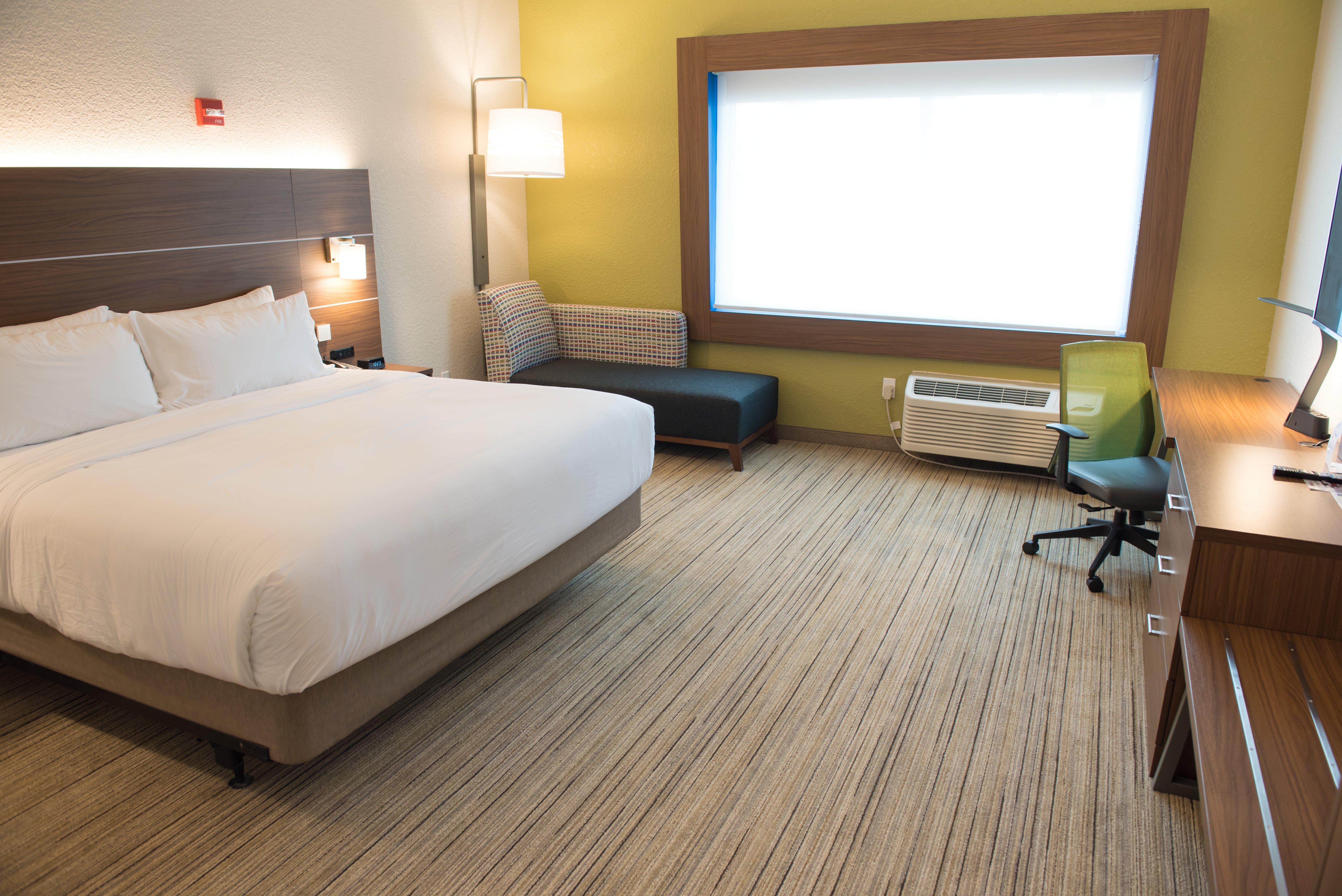 Holiday Inn Express & Suites - Fort Wayne North By Ihg Sunnybrook Acres Exterior photo