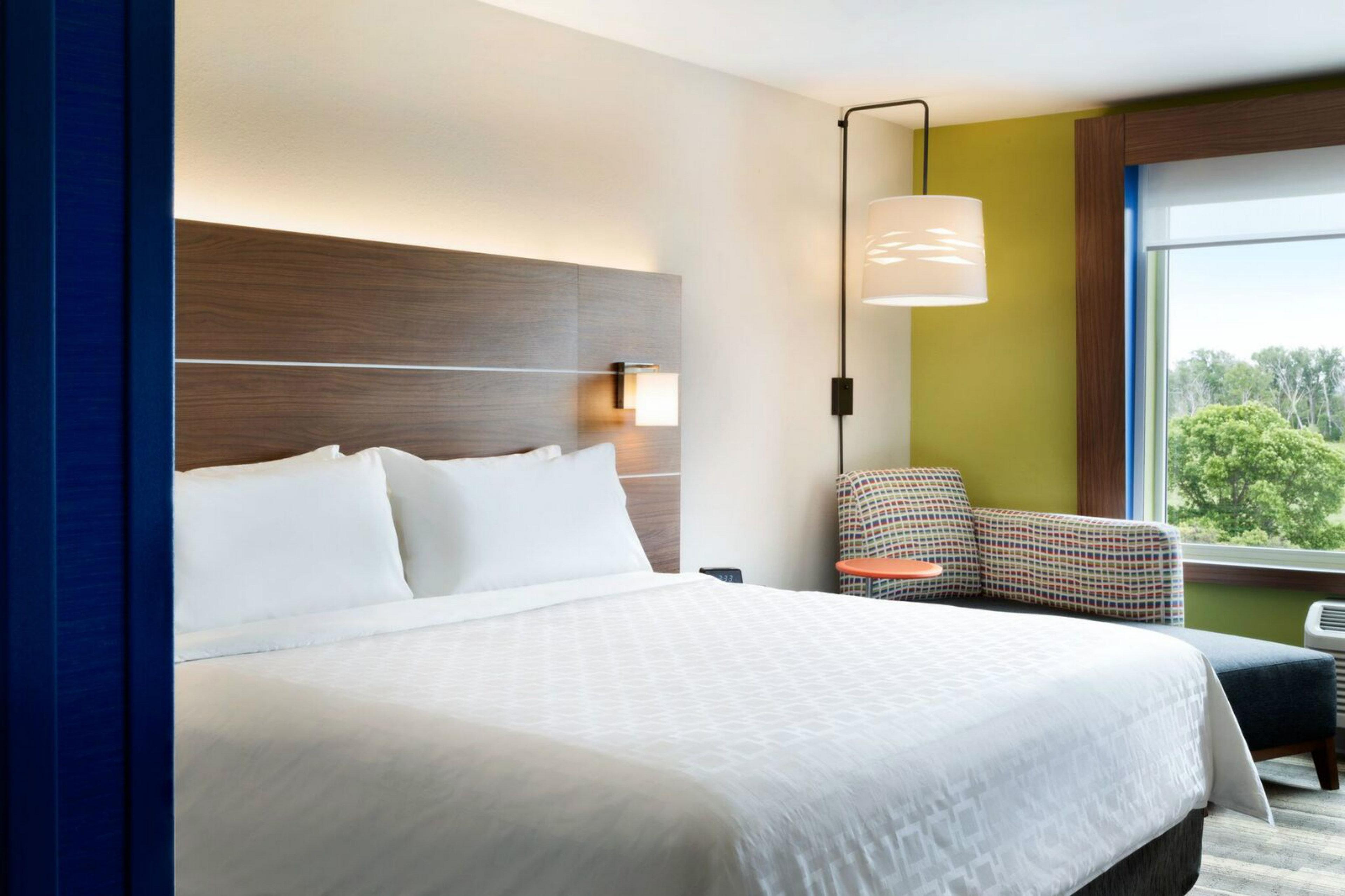 Holiday Inn Express & Suites - Fort Wayne North By Ihg Sunnybrook Acres Exterior photo